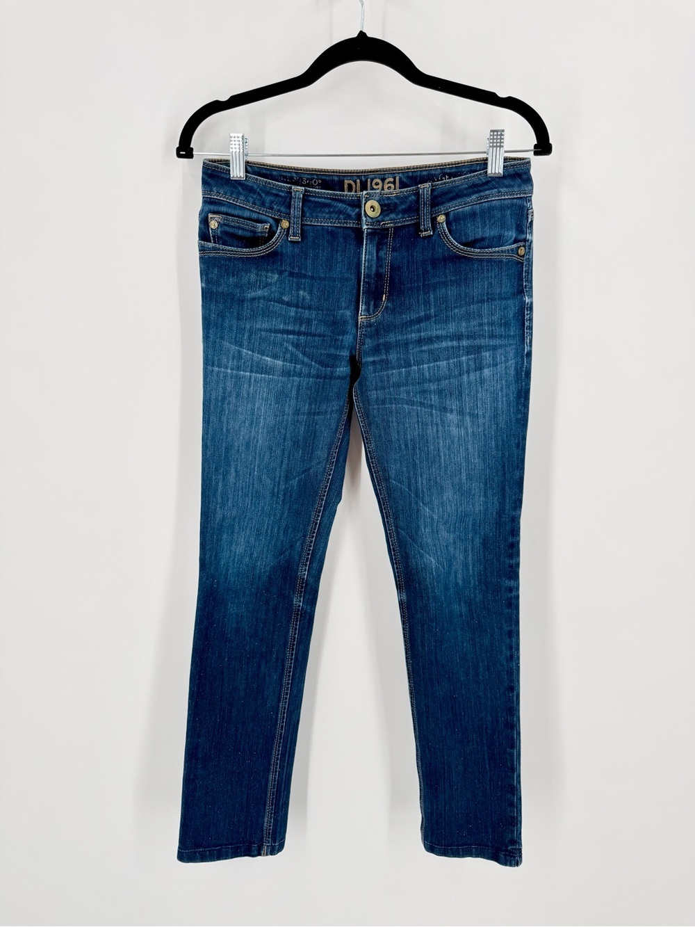 DL1961 Women’s Skinny Jeans in Medium Dark Blue Wash